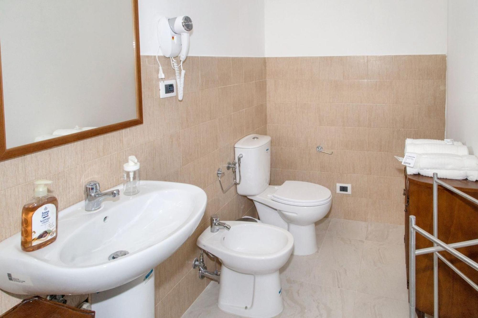 Modern In Siracusa, 150 Sqm With Balcony * Syracuse